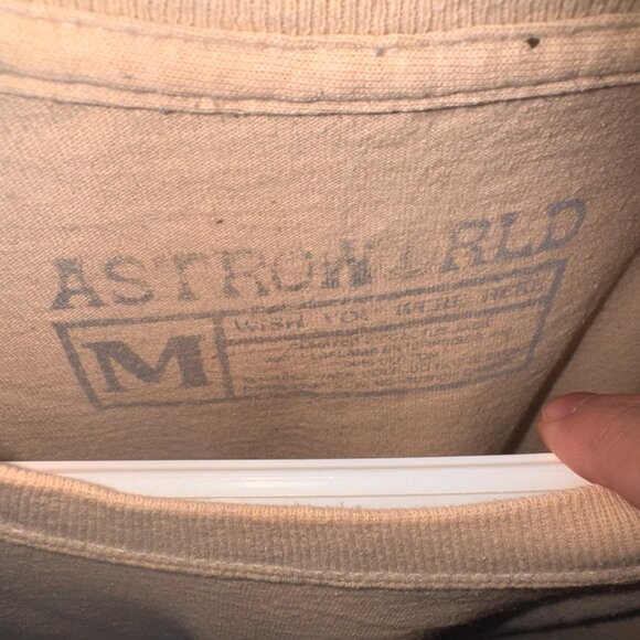 Astroworld Merch T-Shirt - Medium - Picture 3 of 6
